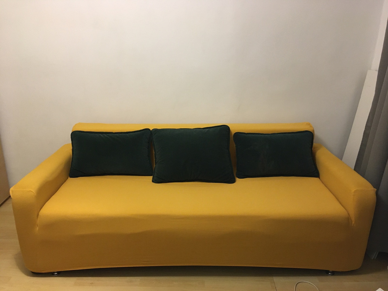 chehol-na-divan-zhakard-new-karna-yellow