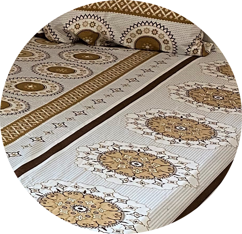 prostyn-na-rezinke-hlopok-risunok-2-bezh-2