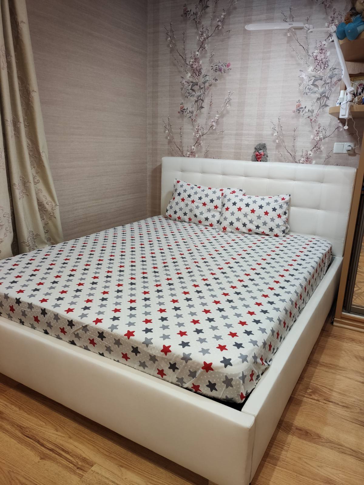 prostin-na-gumki-ranfors-stars-red-1