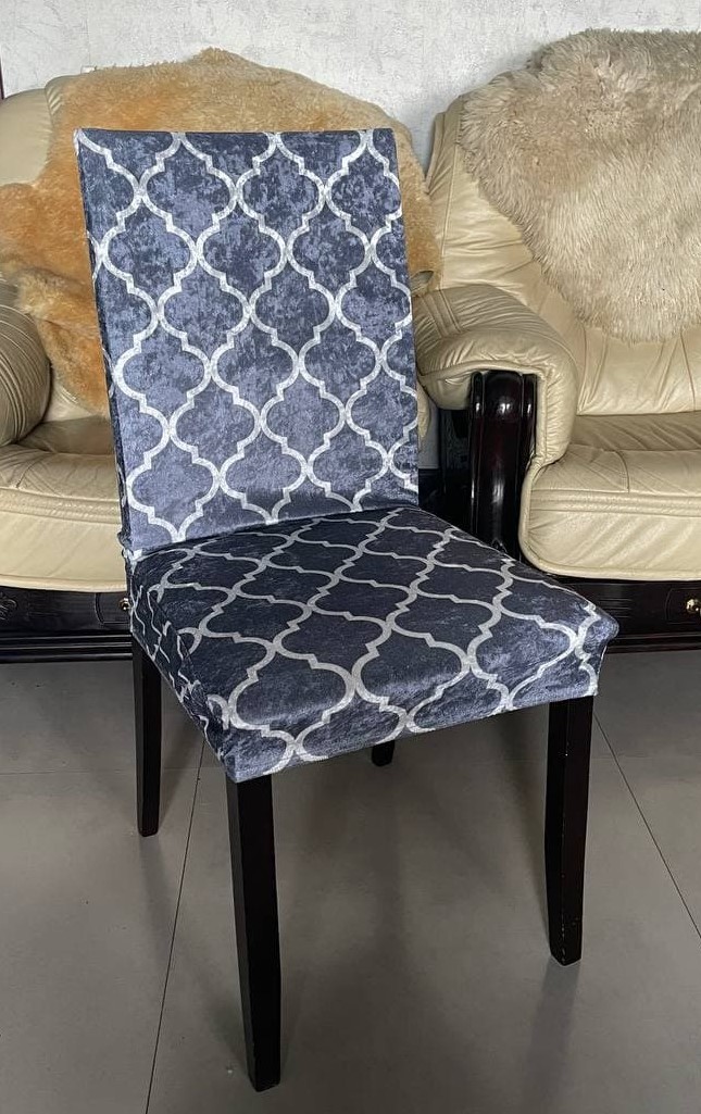 chehol-abstrakziya-vizerunok-black