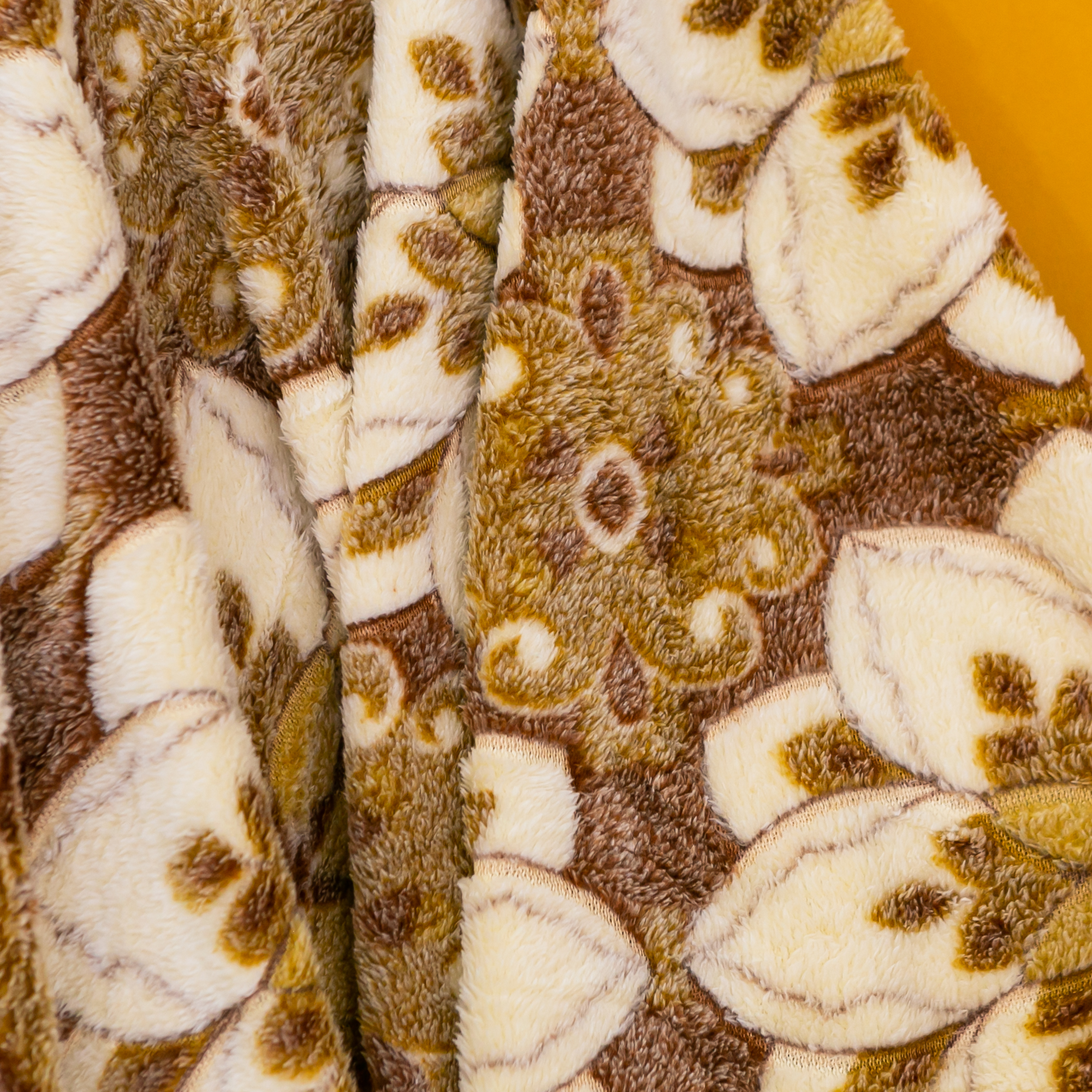 pled-velur-white-flower-180-200-2