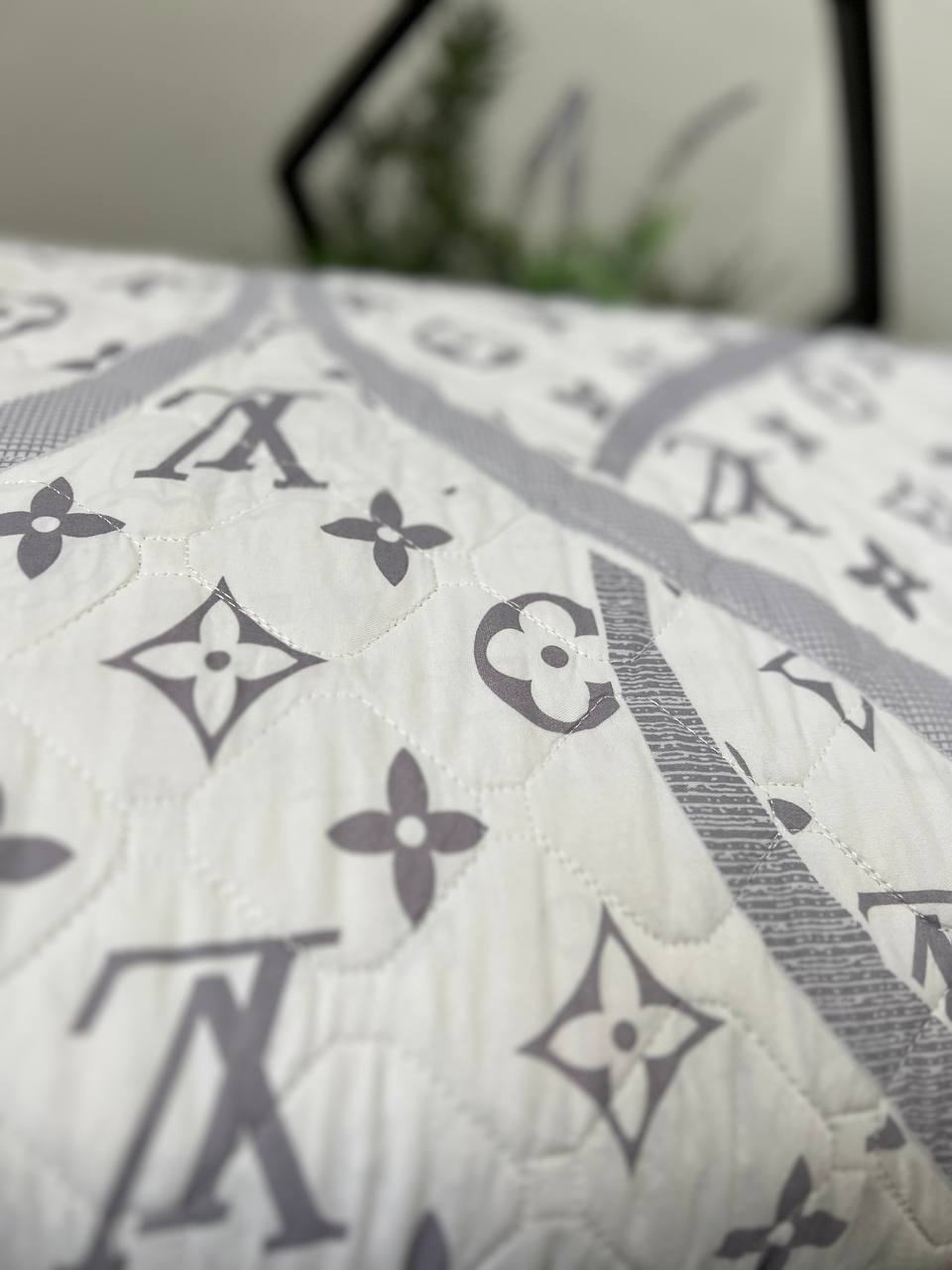 pokryvalo-brand-stebanoe-220-240-22